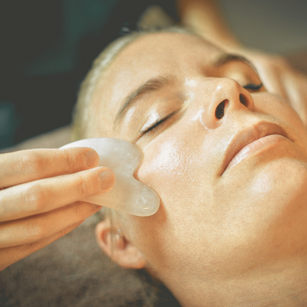 Massage Féminité au Quartz Rose