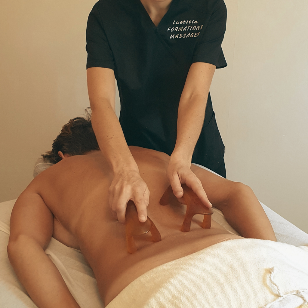 Massage énergisant à l'ambre